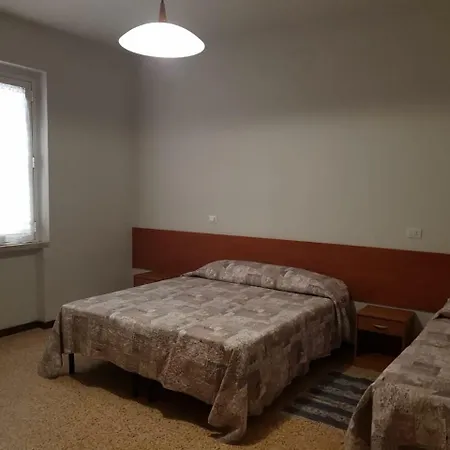 Sabatelli Bed And Car Guest house