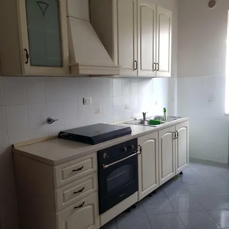 Sabatelli Bed And Car Guest house Florence
